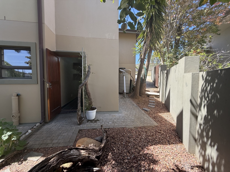 4 Bedroom Property for Sale in Monte Christo Western Cape